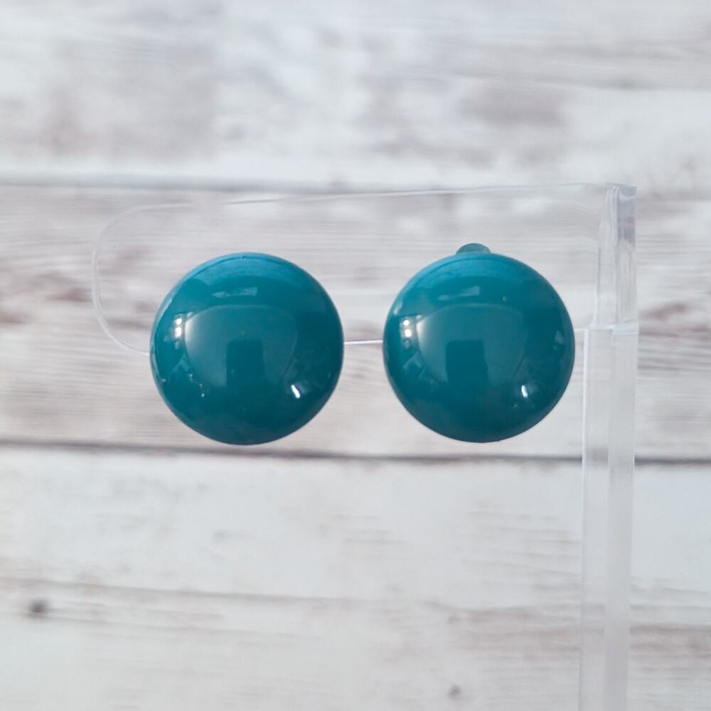 Vintage Clip On Earrings Retro Dark Teal Domed Circle 0.75"